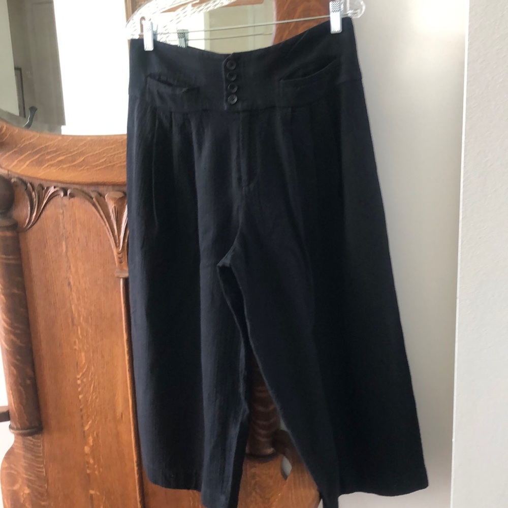 Anthropologie black wide leg pants. Fabric textured. Like new